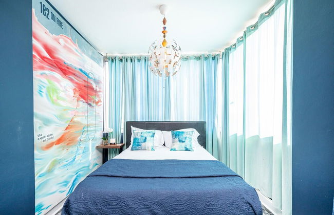 ATL Downtown Condo with Free Parking - Foto 6