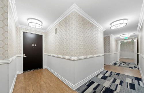 Beverly Hills Chic 2 bed 2bath with Patio and Parking 309 - Foto 11