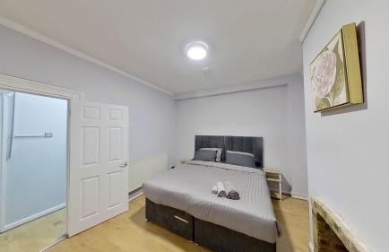 Grand 2 bed Apartment - Foto 12