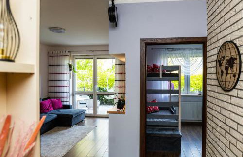 Rodzinny relaks z ogrodem i garażem - Foto 6