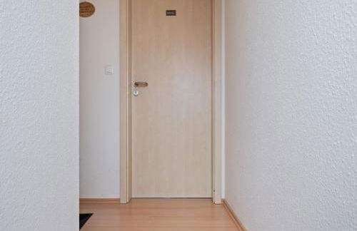 Snug Apartment in Kalkhorst with Terrace near City Center - Foto 34