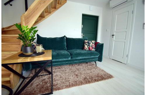 Biała chatka w Krzaczastym Zakątku - Foto 2