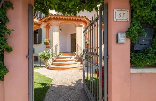 Mare e Centro 5 min auto - con Wi-fi, Netflix e A-C - Foto 26