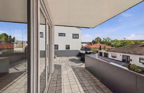 BAT Home Solutions Trierweiler - alles was ein Hotel nicht bietet - 5 Apartments 40 bis 120 qm für bis zu 29 Personen - 5-Raum-Apartment barrierefrei - 60 qm Balkon mit Blick bis Luxemburg - einzeln bis komplett buchbar - 3 Min zur A64 - Foto 64