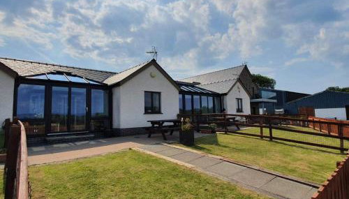 The Calf Suite - Photo 1