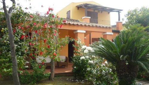 VILLA REMILIA a 600 m dal mare di Tortolì - Foto 2, Garden, Garden view