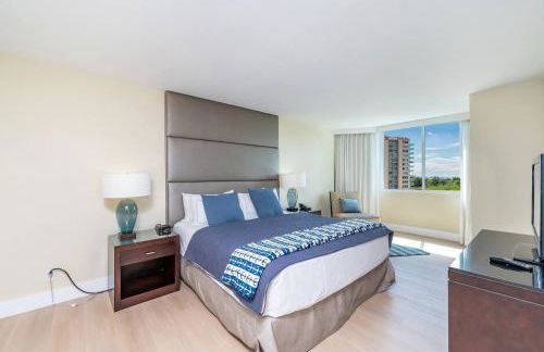 Amazing Intracoastal Views - Walk to the Beach! - Foto 2