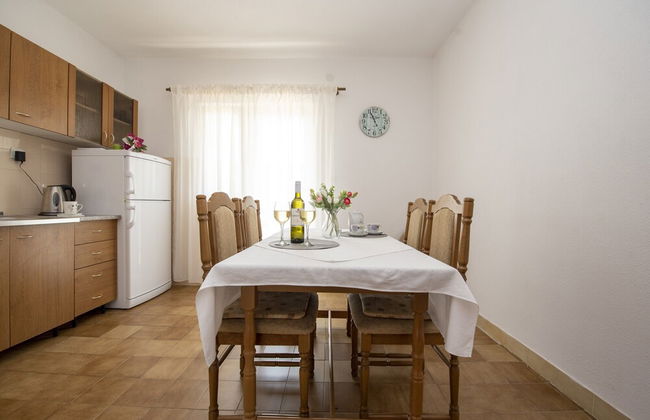 Spacious Apartment w. Balcony, big Garden & Grill - Foto 12