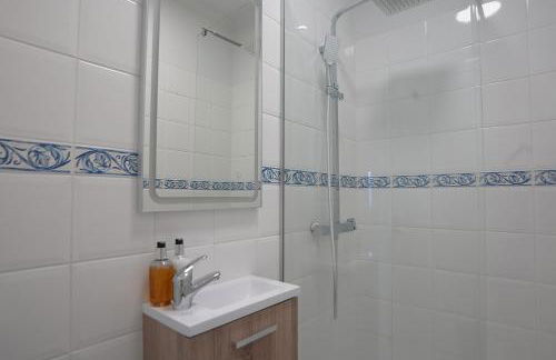 Ozeanica Heights by LovelyStay - Foto 21