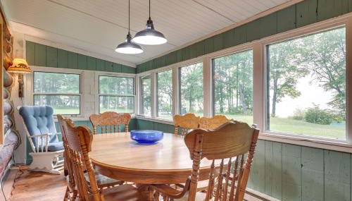 Dog-Friendly Park Falls Cottage with 5 Acres and Lake - Foto 5