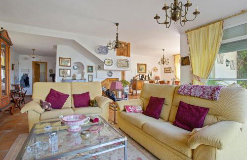 Charming villa in Sanlúcar de Barrameda with private pool - Photo 8