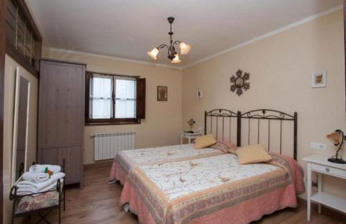 Apartamentos La Quintana de Romillo - Photo 36