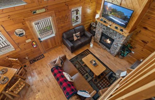 Escape to the Smokies- Pool, hot tub, cozy cabin, Pigeon Forge - Foto 4