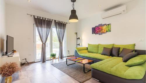 Three-Bedroom Holiday Home In Cetinici - Foto 2