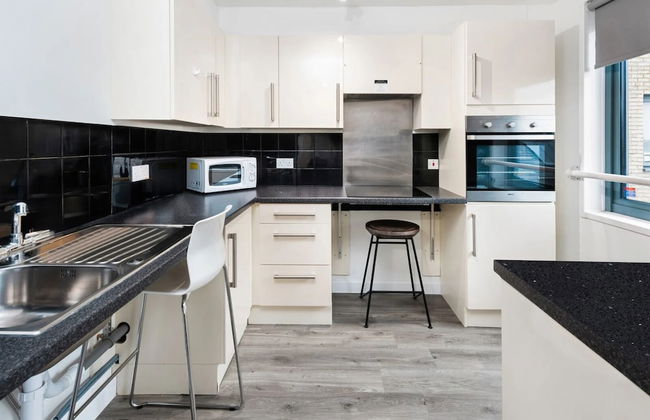 Student Only Chapter Islington in London - Photo 15