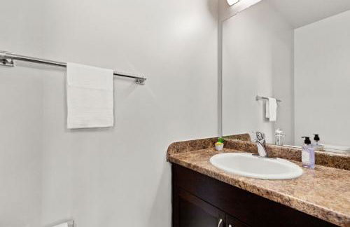 The Selena: Riverwalk Loft - Foto 16