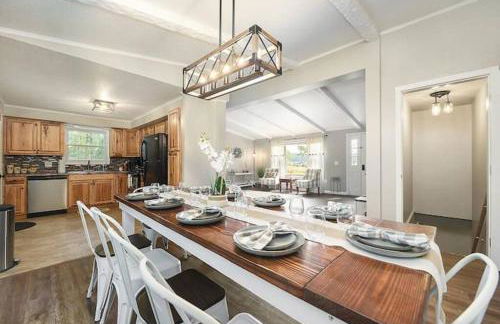 The Bumble Bee Hive 7-Bedroom House w/ Hot Tub - Foto 61