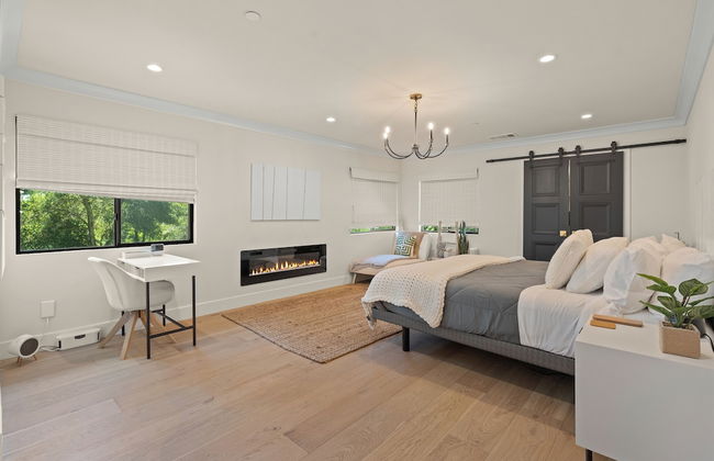 Oakland Hills Farmhouse Stunner + Game Room + Ac - Foto 6