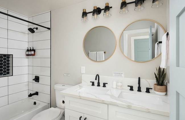 Peaceful 4br With Fire Pit and Huge Yard - Foto 34