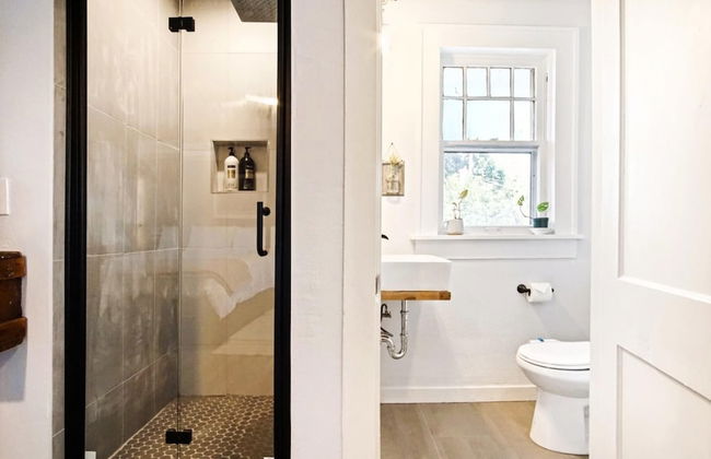 Retro Studio Huge Shower 3min-asian Dist - Photo 4