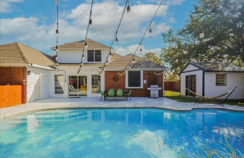 Luxurious 5 Bedroom Retreat with Pool - Foto 37