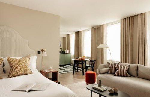 Native King’s Wardrobe, St. Paul’s - Foto 1