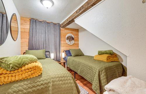 Sterling Home with Patio, BBQ Grill and Fire Pit! - Foto 17