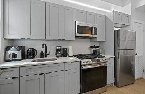 Cozy and Modern 3BR Apartment 5min to PATH to NYC - Foto 26