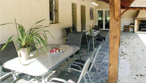 Beautiful Home In Eyliac - Foto 3