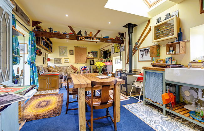 Family Country Cottage With a Private Valley View - Foto 11