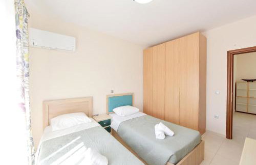 Seraina House - Photo 24