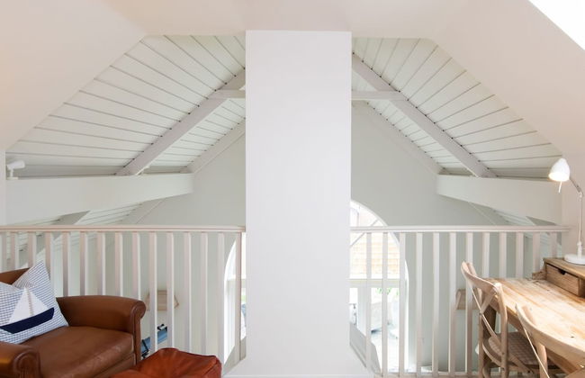 Superior House for 6 Near Beach w Parking Garden - Foto 22