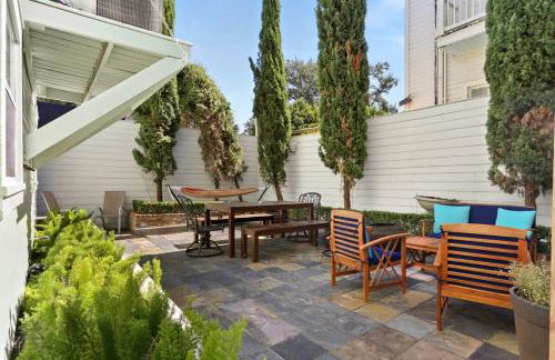 Fabulous Classy and Comfy 3BD 2BA Home and Parking - Foto 4