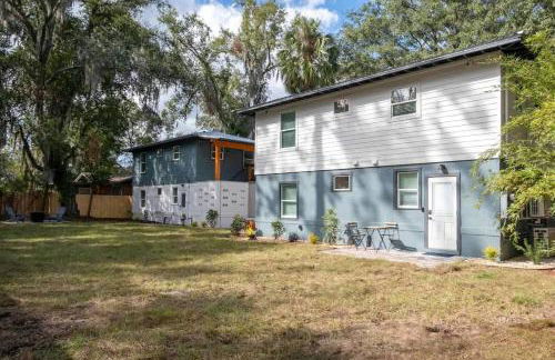 Serene Place Walk to UF Stadium Near Shands & Downtown - Foto 28