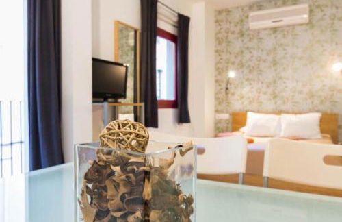 Old City Beach House - Photo 16