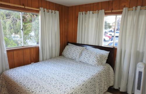 Miners Choice 3 Bedroom on Main St Bonus Rooms Sleeps up to 9 TV WIFI Piano - Foto 13