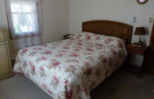 Wifi, Deck,yard, Ocean Side Duplex 2Nd Floor In Ship Bottom 10609 - Photo 3