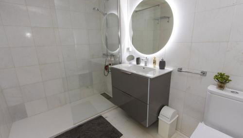 Primera linea de playa En Puerto Banús - Photo 4, Shower