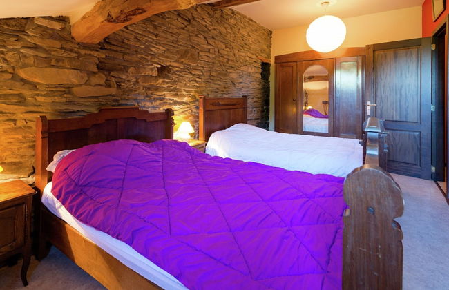 Farmhouse Situated at the Edge of the Woods - Photo 8