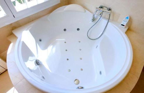 5 Bedroom Amazing Home In Cabrils - Foto 39