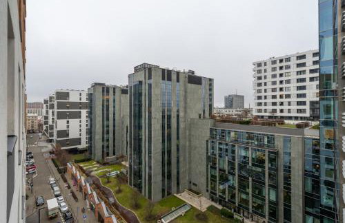 Wola Apartment - 9th Floor, Parking & Balcony - by Rentujemy - Foto 7