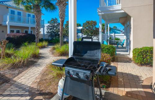 Beach Getaway for 15 A Few Steps from the Sand - Foto 27