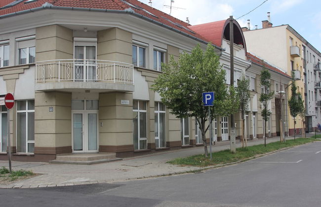 Mox Downtown Apartman - Foto 1