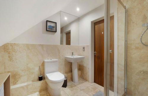 NEW! 2BR in Stephenson House - Foto 40