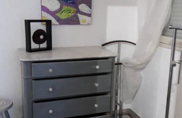 Leucate,cadre arboré,ombragé,sous les cyprès - Foto 14