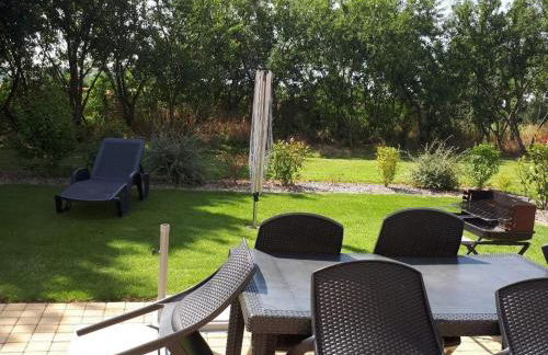 Gîte Camomille à la campagne, proche du Puy du Fou - FR-1-622-99 - Foto 2