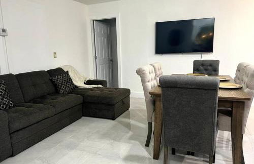 Comfortable House near Downtown & Airport Miami - Foto 19