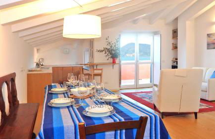 Minnie's Place - Photo 1