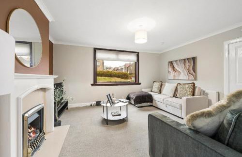 Glebe House - Photo 1