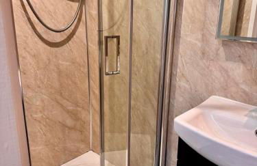 Detached one bedroom house near to castle and cathedral - Foto 8